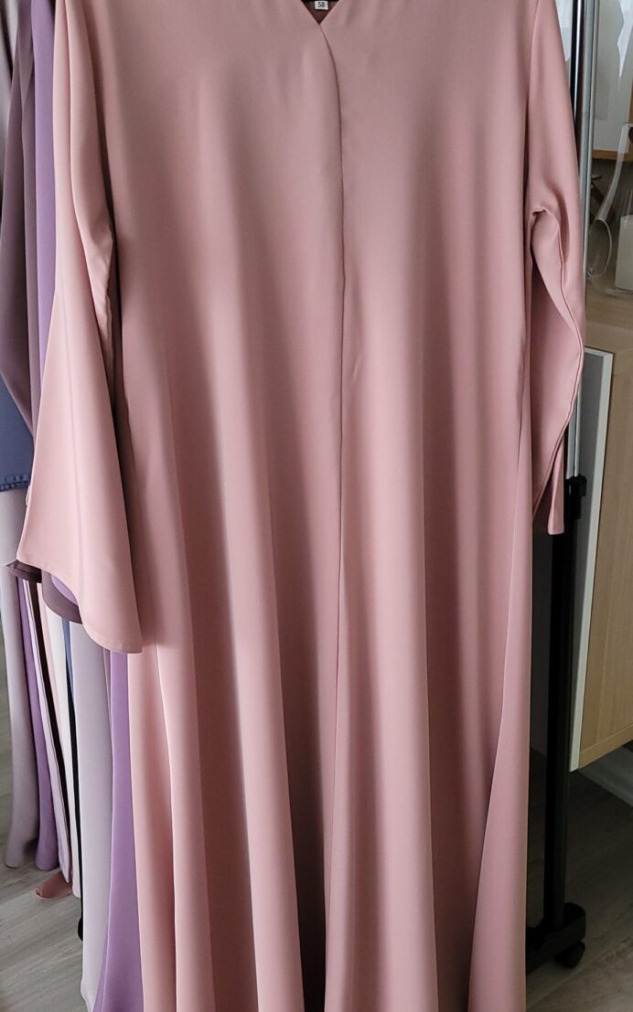 Noor Qamar abaya –  peach