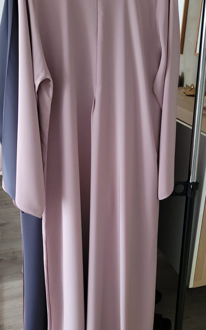 Noor Najma abaya – blush pink